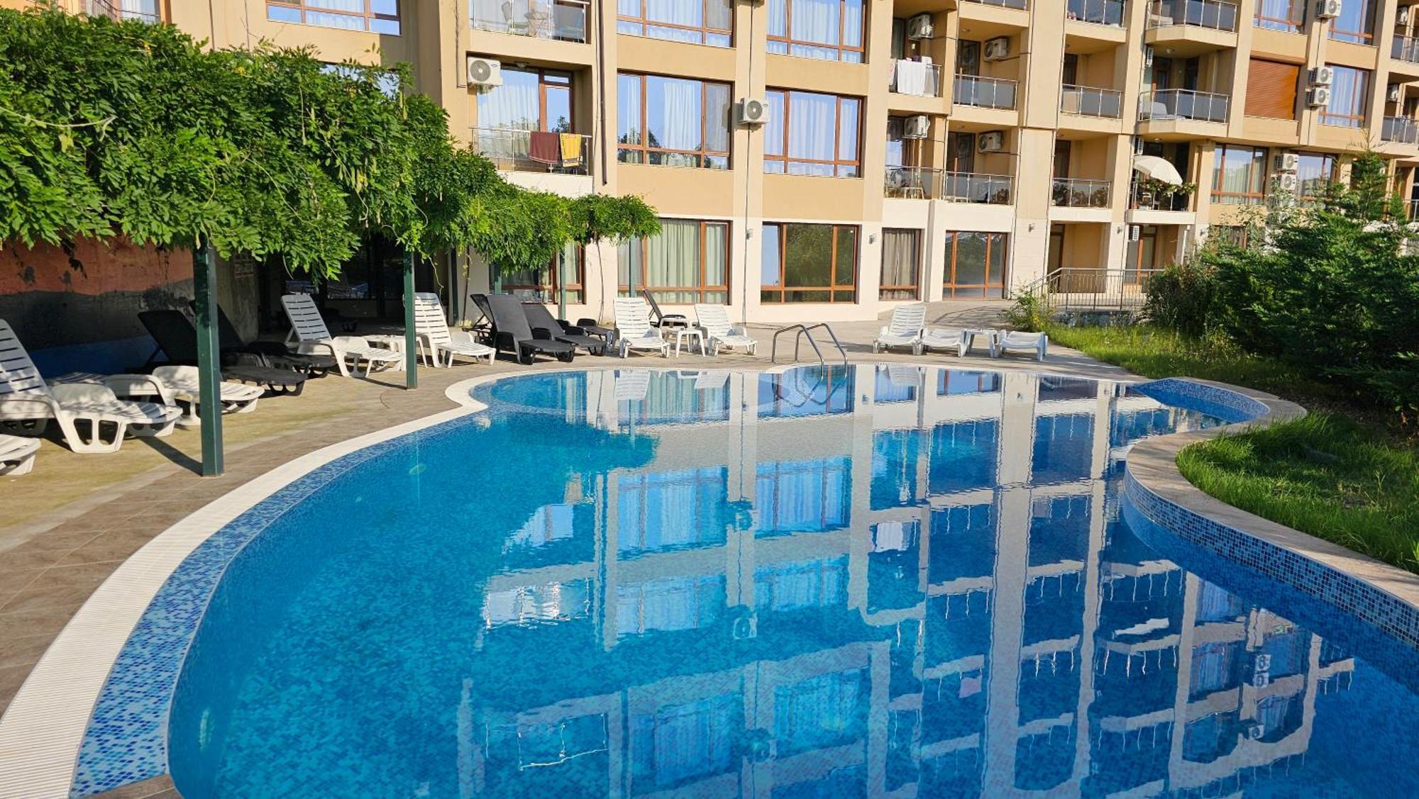 Vesta Riviera - Free Parking Aparthotel Golden Sands Exterior foto