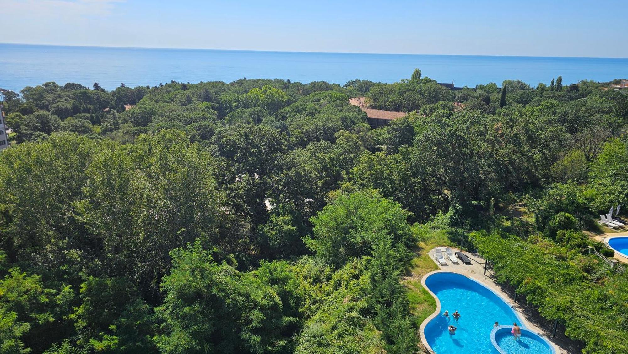 Vesta Riviera - Free Parking Aparthotel Golden Sands Exterior foto