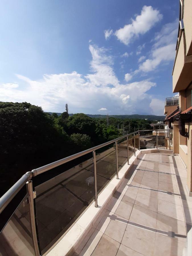 Vesta Riviera - Free Parking Aparthotel Golden Sands Exterior foto